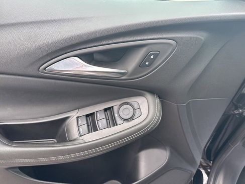 Used 2024 Buick Encore GX Preferred image 17