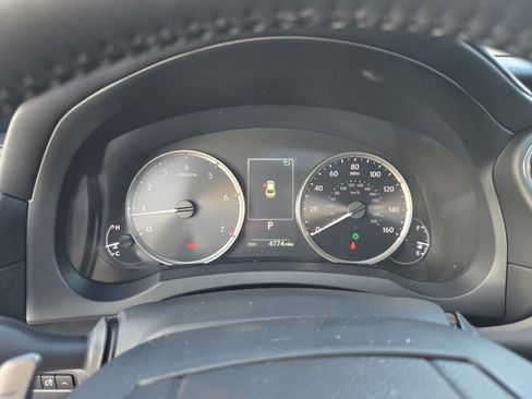 Used 2025 Lexus IS 350 F Sport RWD image 18