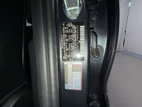 Used 2021 Kia Sorento S w/ Panoramic Sunroof Package image 15