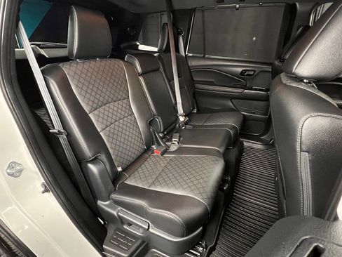 Used 2022 Honda Passport Elite image 32