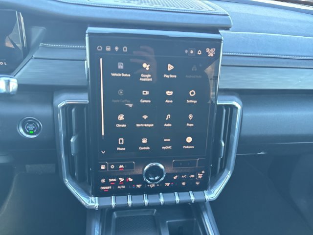 Certified 2024 GMC Acadia Elevation AWD/4WD image 18