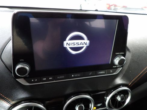 Used 2022 Nissan Sentra SR w/ Electronics Package FWD image 7