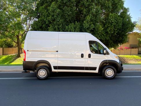 Used 2024 RAM ProMaster 1500 w/ Convenience Group FWD image 6