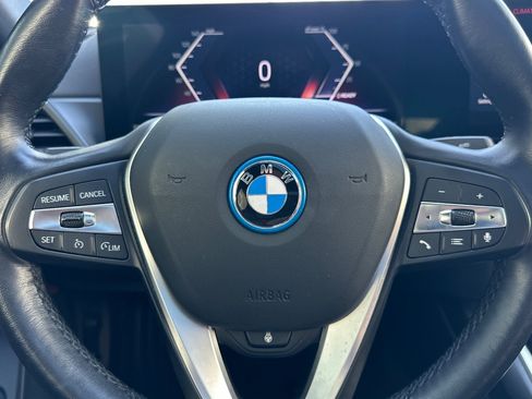 Used 2023 BMW i4 eDrive35 w/ Premium Package RWD image 22