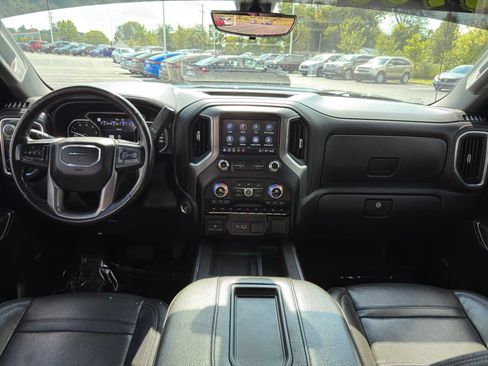 Used 2021 GMC Sierra 1500 Denali w/ Denali Carbonpro Edition AWD/4WD image 29