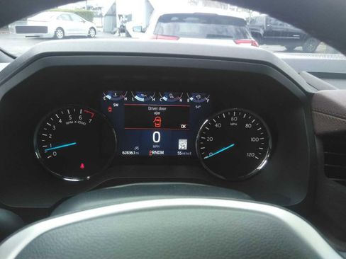 Used 2024 Ford Expedition Limited image 13