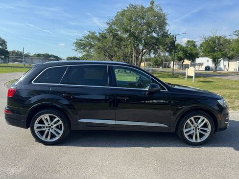 Used 2018 Audi Q7 3.0T Prestige w/ Prestige Package AWD/4WD image 5