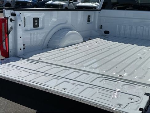 New 2025 Ford F250 XLT image 13