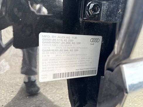 Used 2021 Audi Q3 2.0T Premium image 18