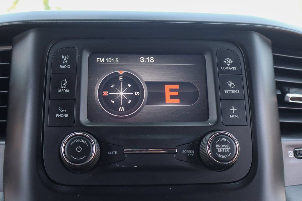 Used 2022 RAM 5500 Tradesman w/ Chrome Appearance Group RWD image 26