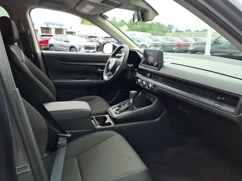 Used 2025 Honda CR-V LX image 17