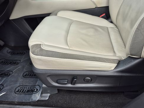 Certified 2023 Nissan Pathfinder SL AWD/4WD image 25