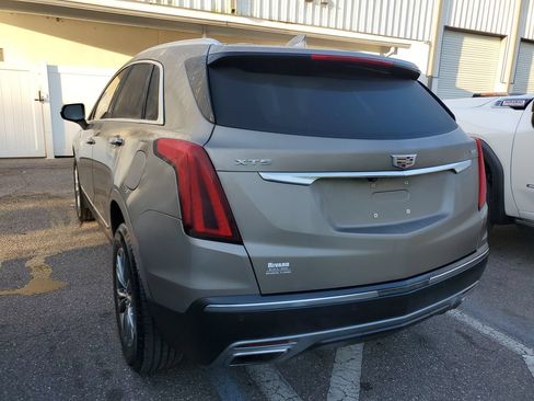 Used 2023 Cadillac XT5 Premium Luxury FWD image 3