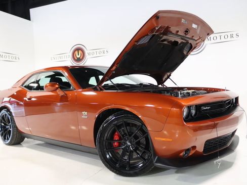 Used 2020 Dodge Challenger R/T Scat Pack w/ Driver Convenience Group image 34