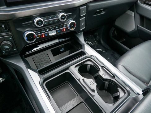 Certified 2024 Ford F250 Lariat w/ Lariat Ultimate Package image 30