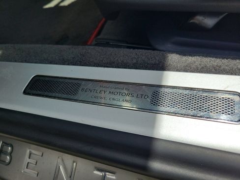 Used 2022 Bentley Continental GT AWD/4WD image 45