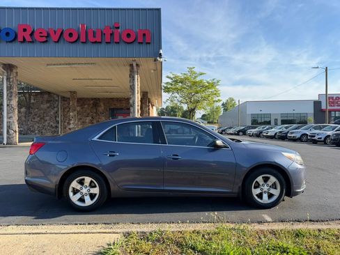 Used 2013 Chevrolet Malibu LS w/ Protection Package FWD image 8