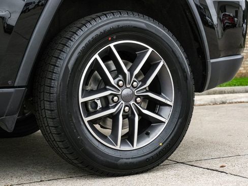 Used 2022 Jeep Grand Cherokee Limited w/ Tech Group image 66