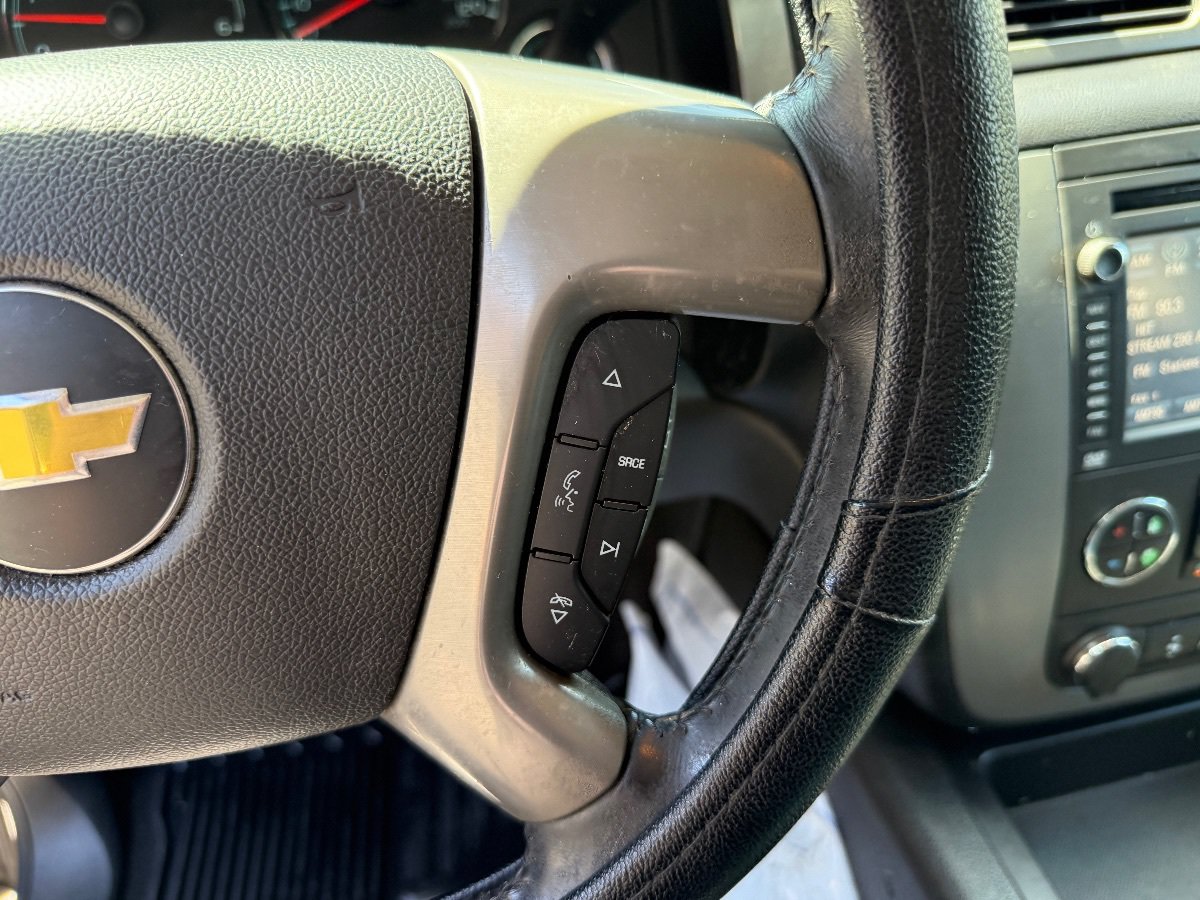 Used 2013 Chevrolet Silverado 1500 LTZ RWD image 21