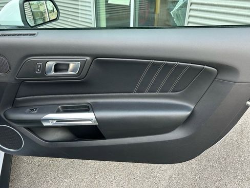 Used 2023 Ford Mustang Premium image 33