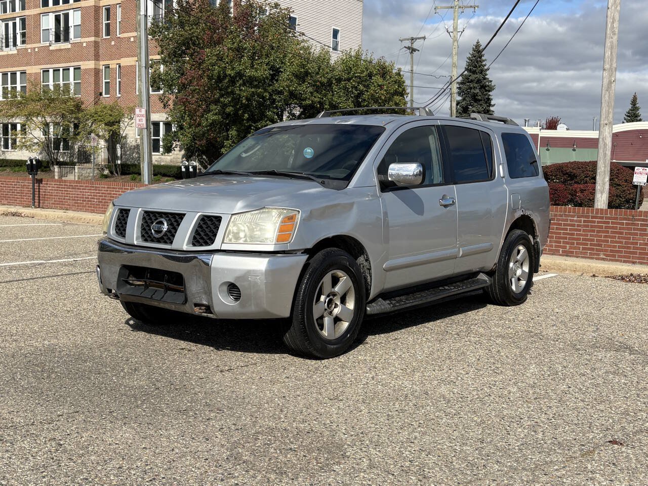 Used 2004 Nissan Armada SE w/ (LTH) Leather Pkg AWD/4WD image 5