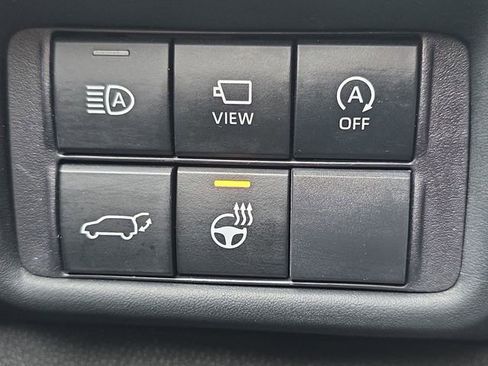 Used 2023 Toyota Highlander Platinum AWD/4WD image 36