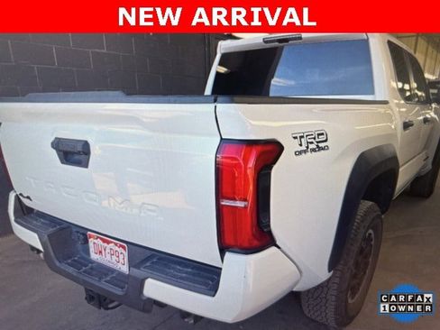 Used 2024 Toyota Tacoma TRD Off-Road image 5