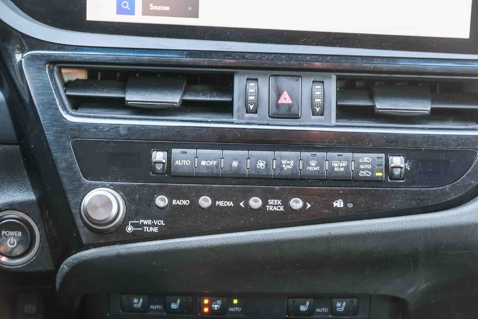 Used 2023 Lexus ES 300h w/ Premium Package FWD image 15