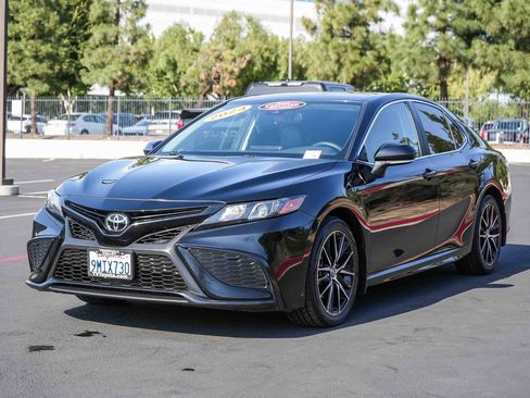 Certified 2024 Toyota Camry SE w/ Audio Upgrade Package FWD image 3