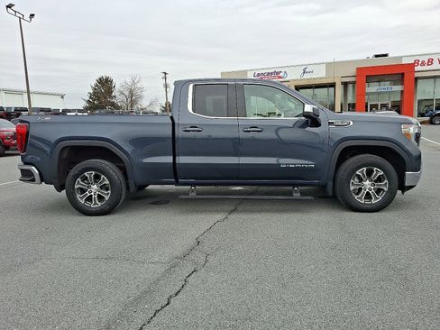 Certified 2022 GMC Sierra 1500 SLE w/ X31 Off-Road Package image 7