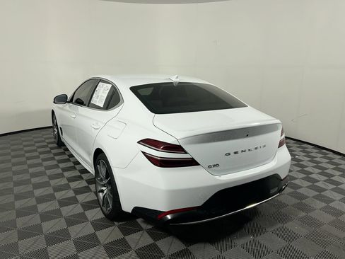 Used 2023 Genesis G70 2.0T RWD image 5