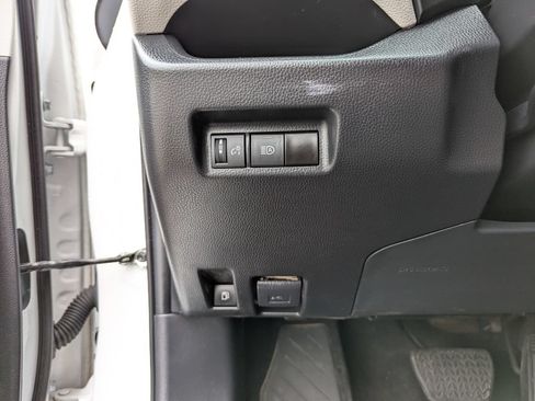 Used 2023 Toyota RAV4 XLE AWD/4WD image 14