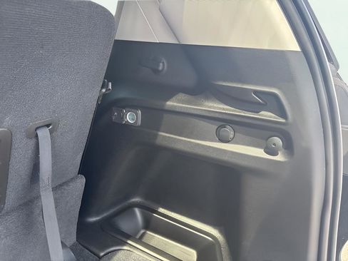 Used 2024 Jeep Grand Cherokee L Laredo image 14