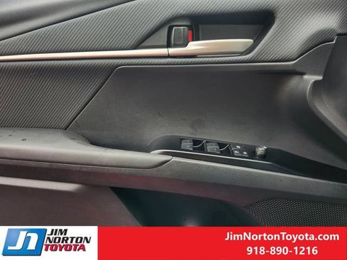 Used 2025 Toyota Camry SE w/ Multimedia Upgrade Package AWD/4WD image 24