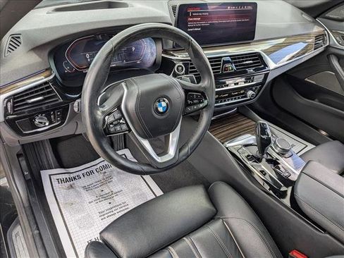 Used 2021 BMW 540i w/ Premium Package image 10