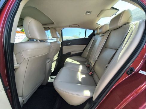 Used 2017 Acura ILX FWD image 10