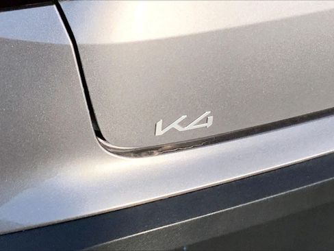 Used 2025 Kia K4 FWD image 10
