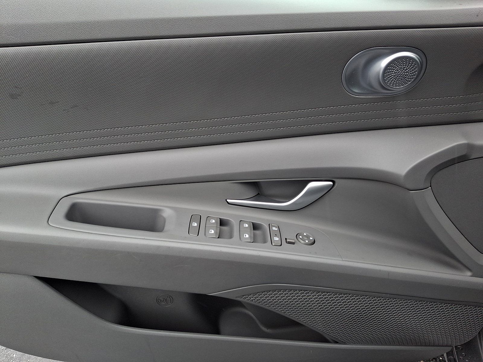 Certified 2023 Hyundai Elantra SEL FWD image 14