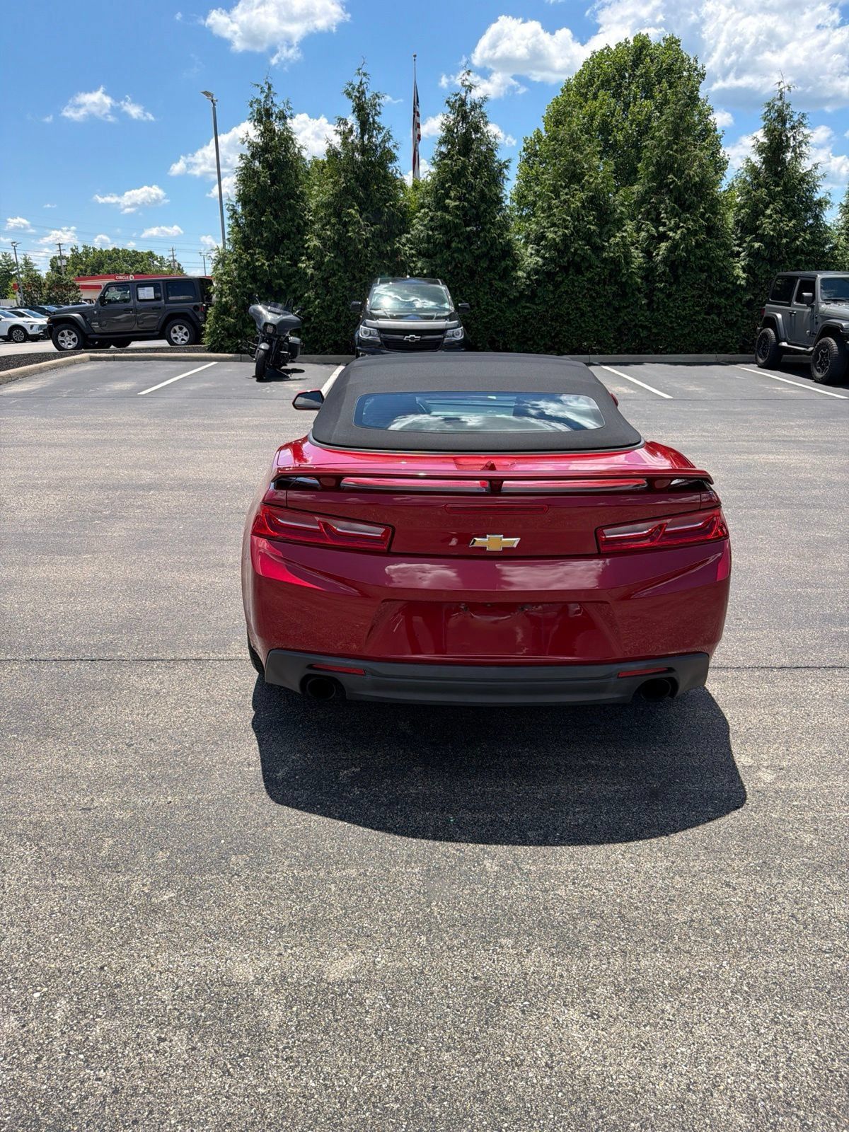 Used 2016 Chevrolet Camaro LT RWD image 4