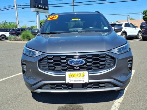 Certified 2023 Ford Escape ST-Line Select w/ Tech Pack #2 AWD/4WD image 2