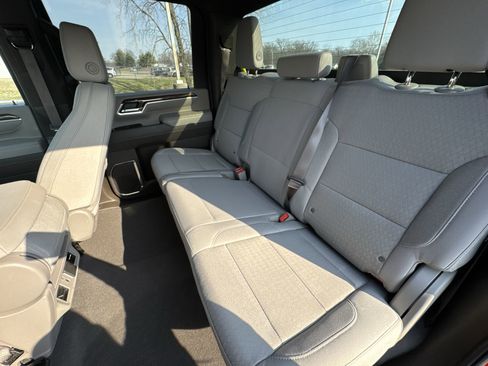 Used 2025 GMC Sierra 2500 SLE image 23