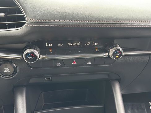 Used 2019 MAZDA MAZDA3 AWD Hatchback image 27