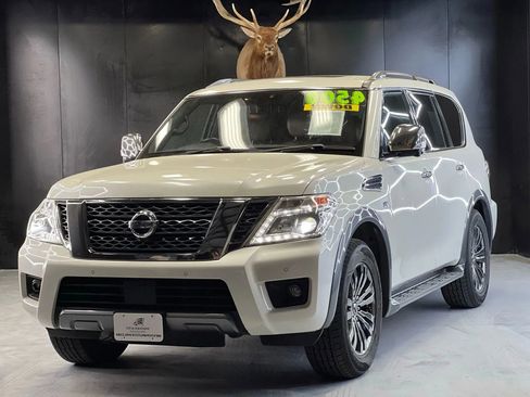 Used 2018 Nissan Armada Platinum image 1