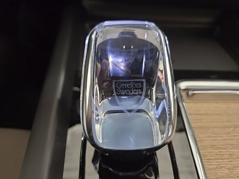 New 2026 Volvo XC60 B5 Plus w/ Climate Package image 14