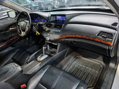 Used 2010 Honda Crosstour EX-L image 28