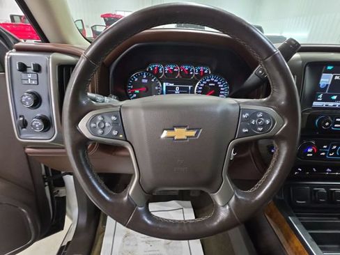 Used 2014 Chevrolet Silverado 1500 High Country w/ High Country Premium Package AWD/4WD image 18