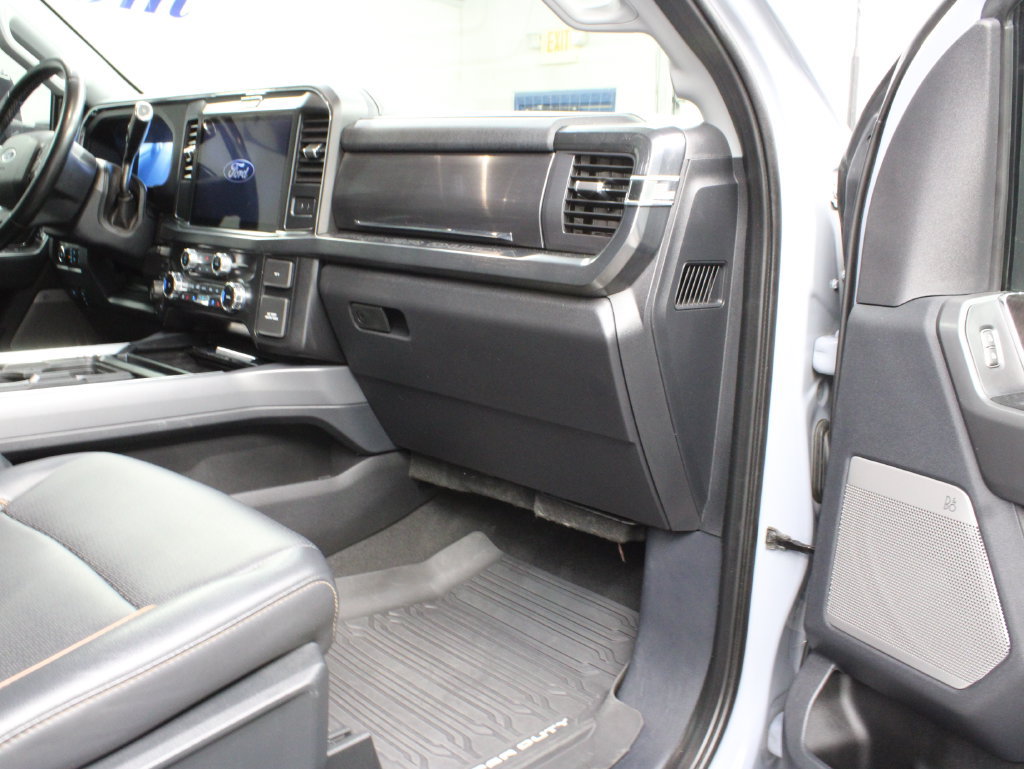 Used 2025 Ford F450 Lariat w/ FX4 Off-Road Package AWD/4WD image 43