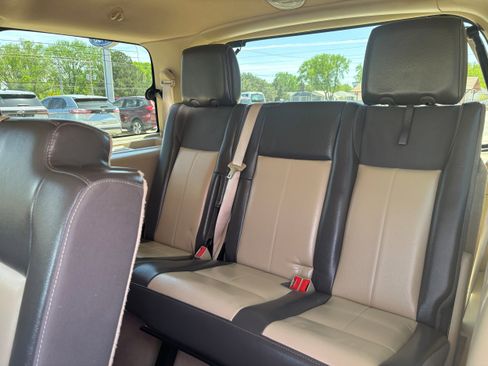 Used 2009 Ford Expedition Eddie Bauer AWD/4WD image 14