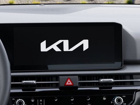 New 2026 Kia Sportage LX FWD image 20