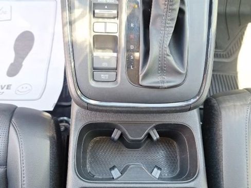 Used 2024 Honda CR-V EX-L image 14